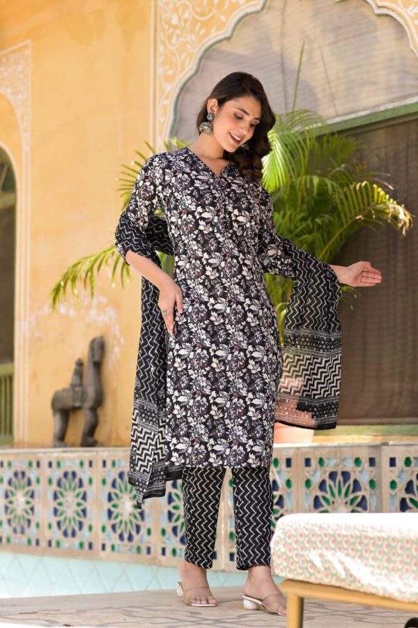 kurti-pant-dupatta-087