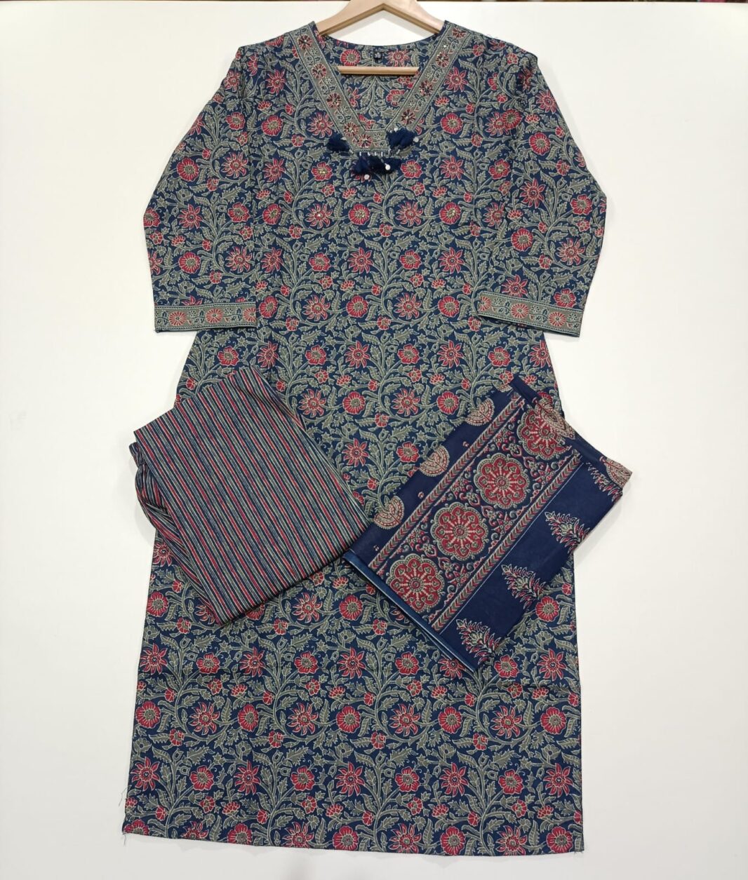 avanta_dupatta-set-144