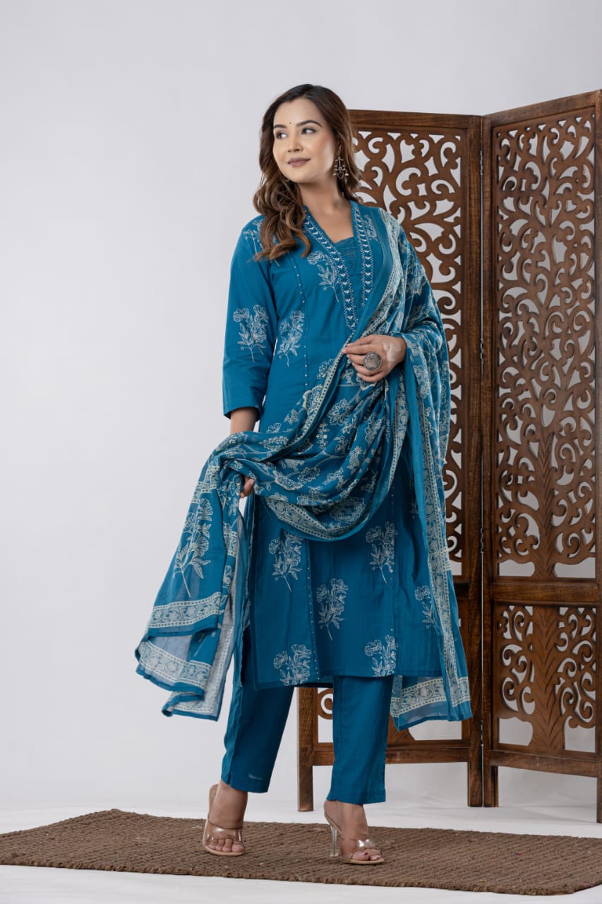 avanta_dupatta-set-300
