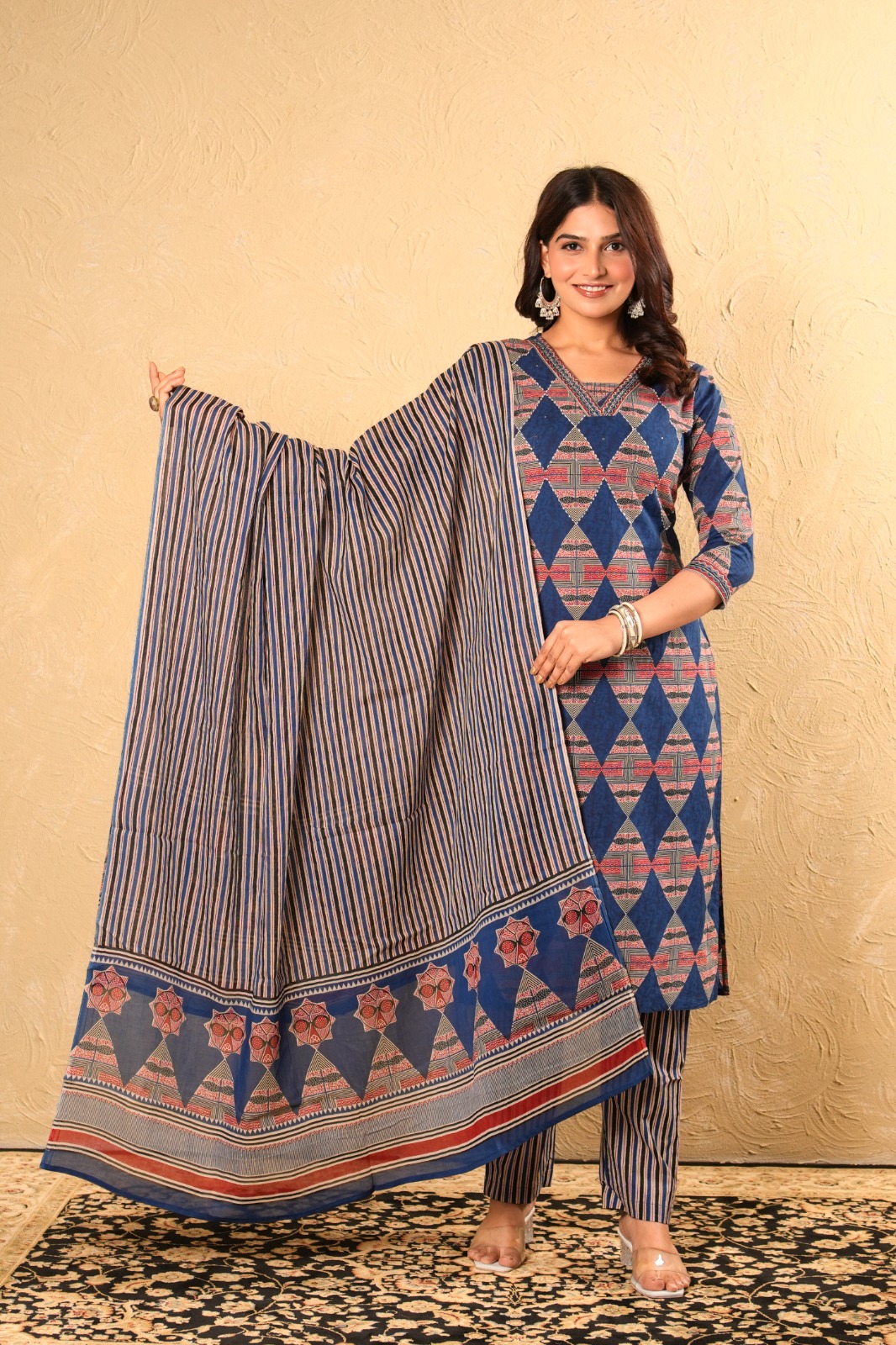 avanta_dupatta-set-311